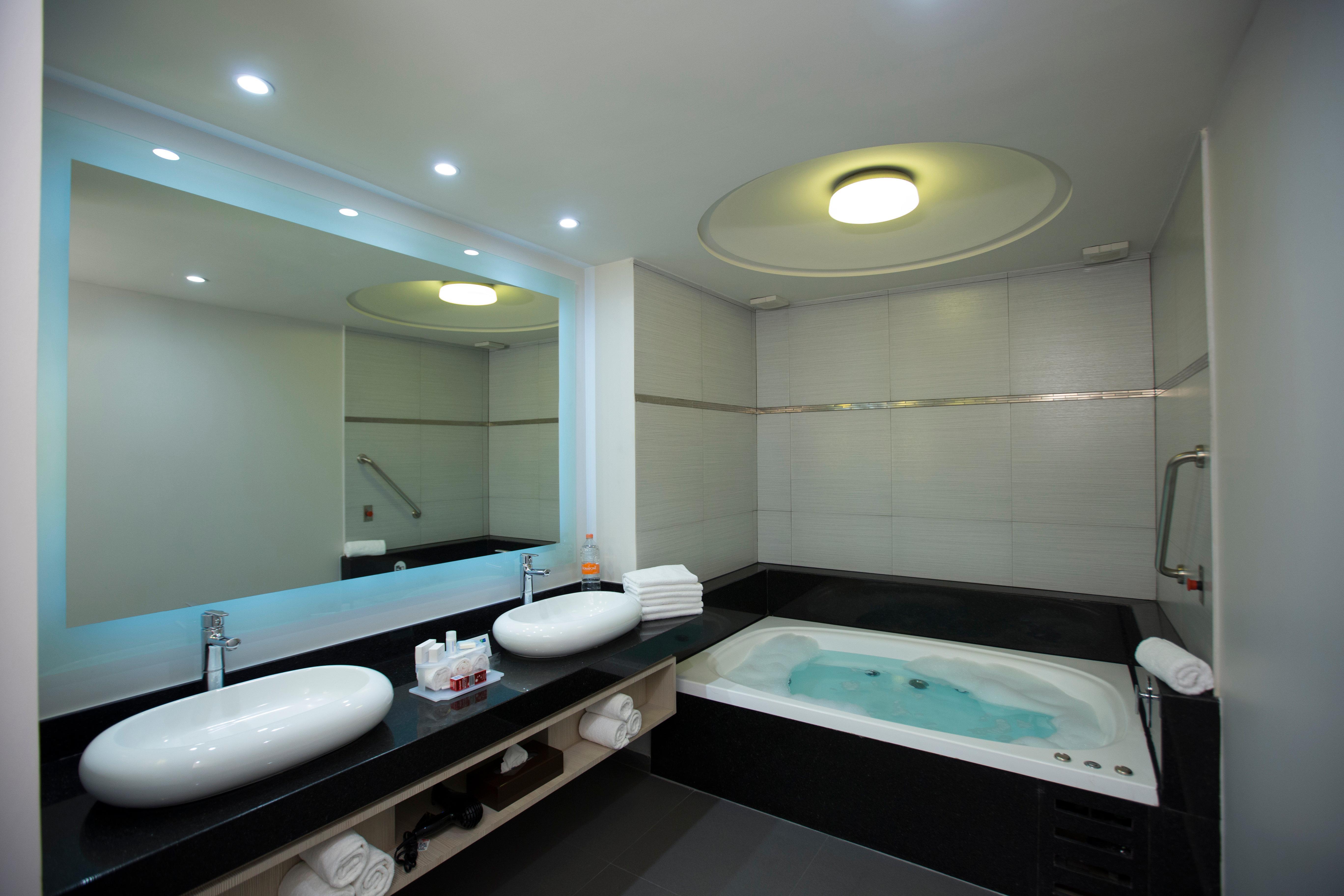 Holiday Inn Express Mexico- Toreo By Ihg Eksteriør bilde