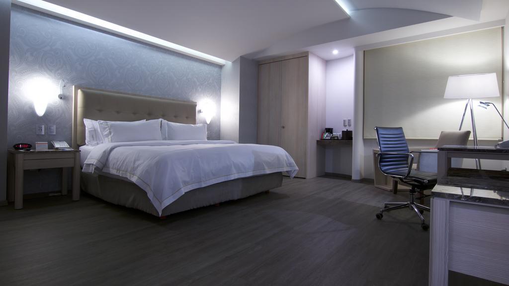 Holiday Inn Express Mexico- Toreo By Ihg Eksteriør bilde