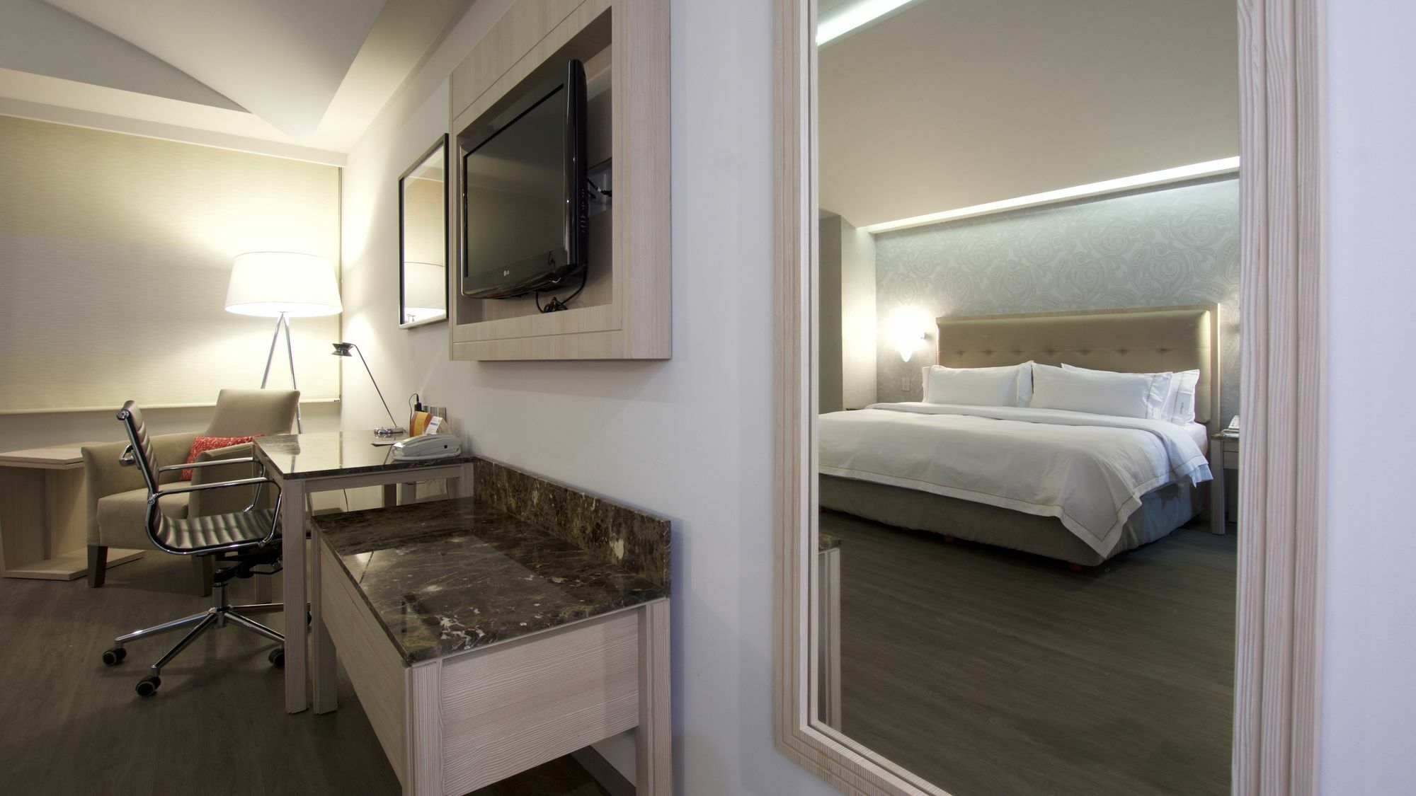 Holiday Inn Express Mexico- Toreo By Ihg Eksteriør bilde